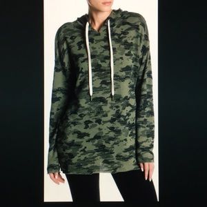 Socialite tunic camo hoodie